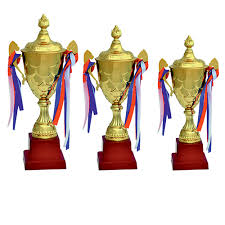 Why do you need trophy manufacturers in Delhi? 